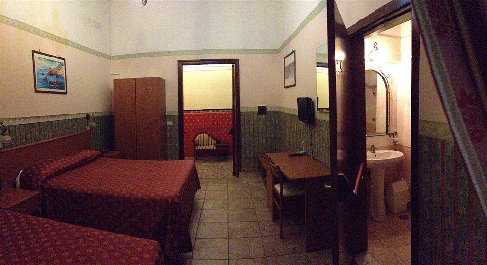 Des Artistes Hotel Napoli